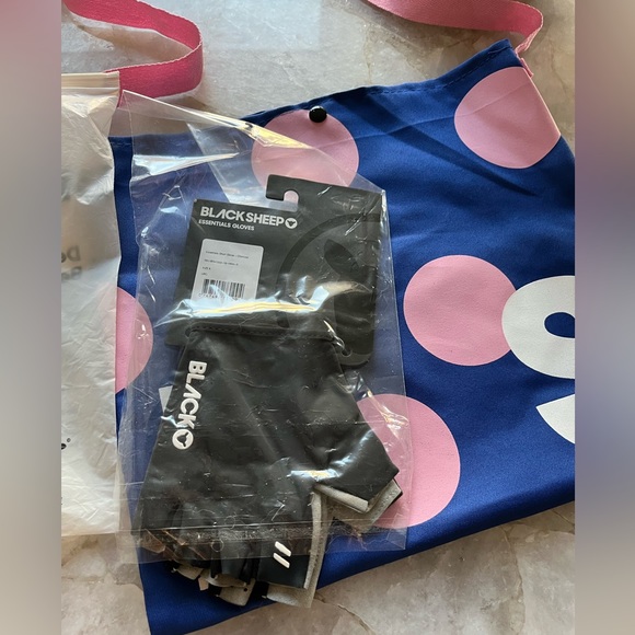 Black Sheep Cycling Essentials Gloves - Picture 7 of 7